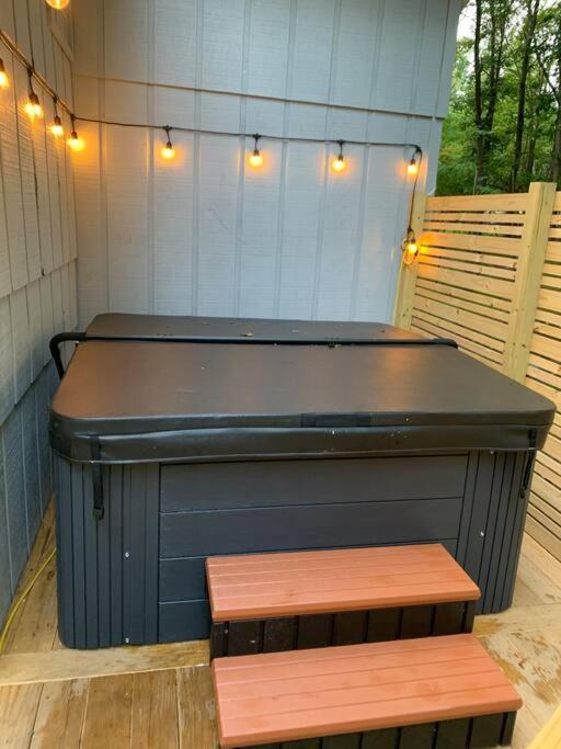 Modern Home Near Lake W Hottub, Game Room, Fireplace Albrightsville Esterno foto